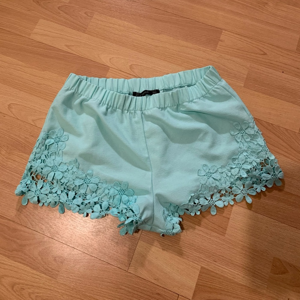 Zara baby blue floral shorts size medium